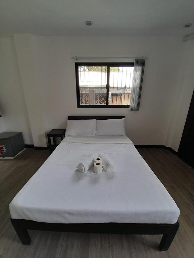 Palawan Residence Puerto Princesa Екстер'єр фото