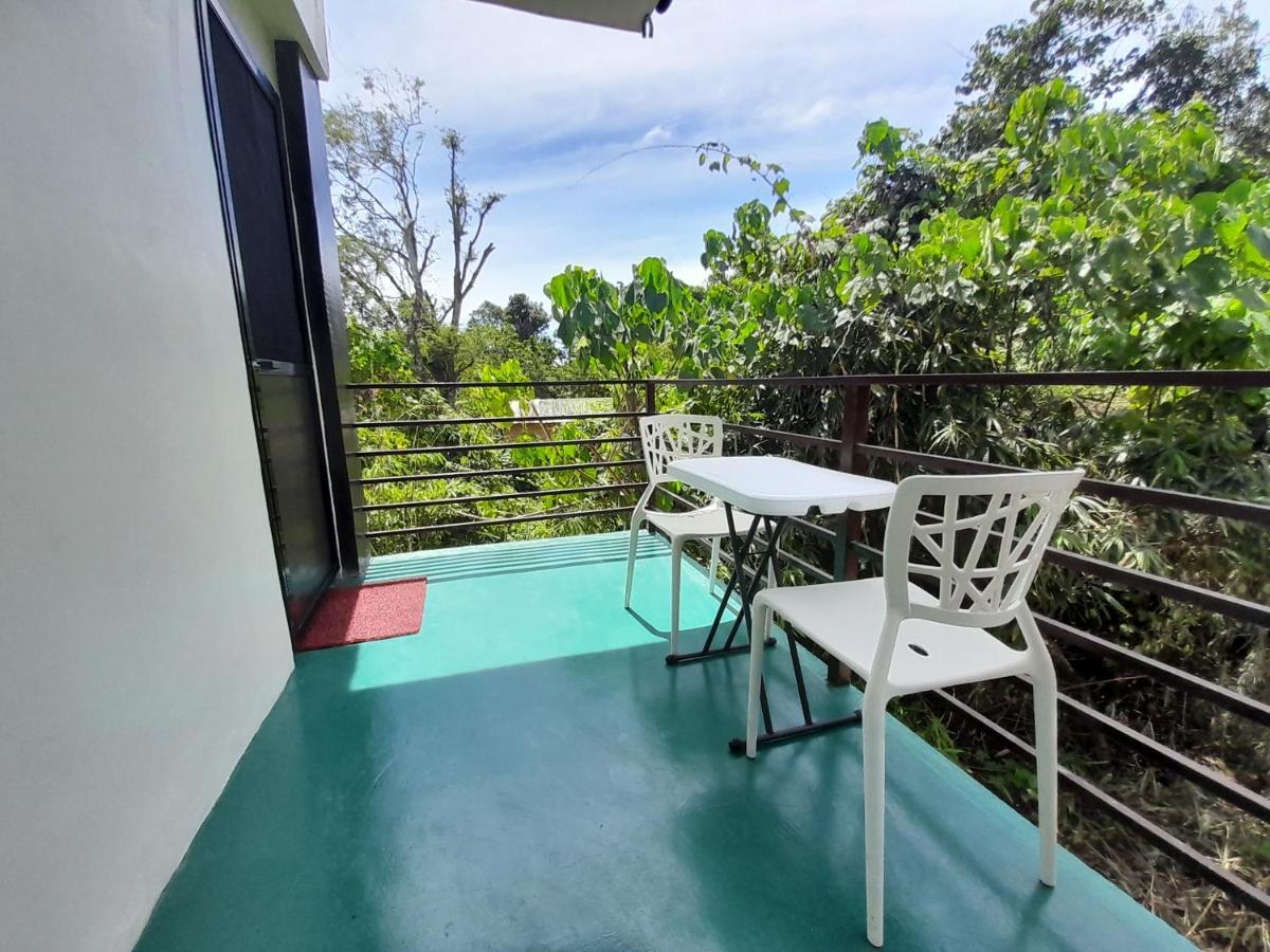 Palawan Residence Puerto Princesa Екстер'єр фото