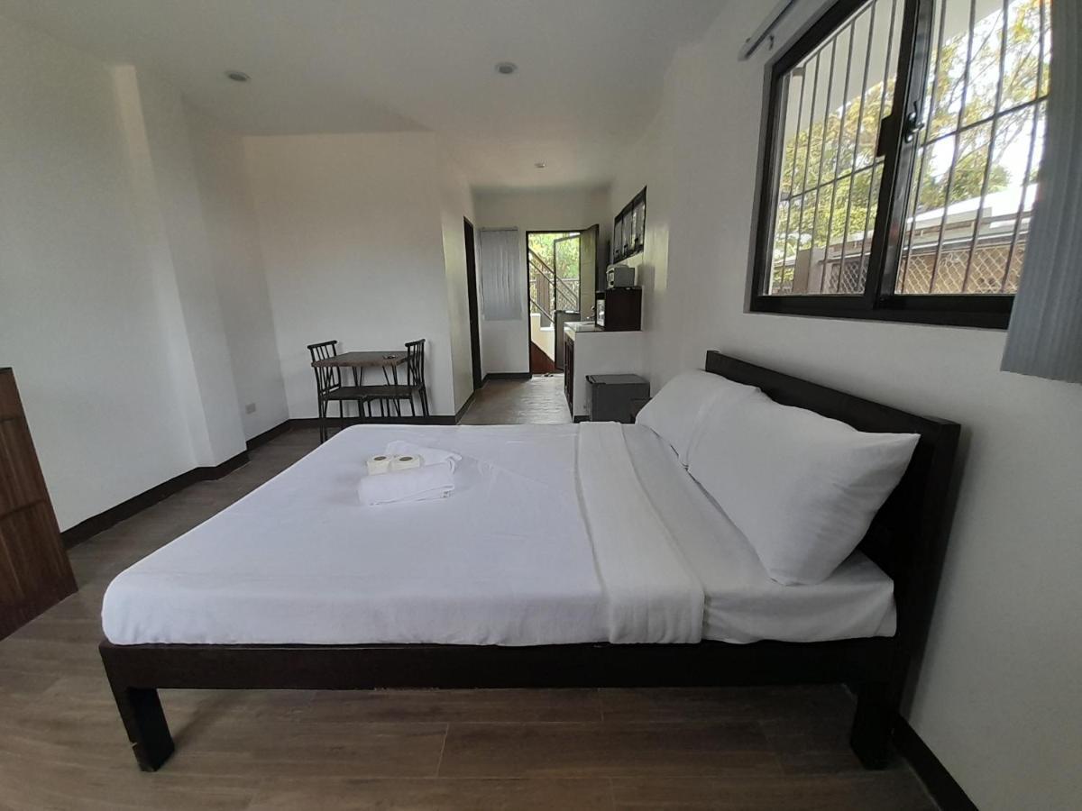 Palawan Residence Puerto Princesa Екстер'єр фото